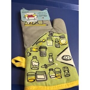 Blue Q "Droppin' a New Recipe" Oven Mitt Housewarming Gift